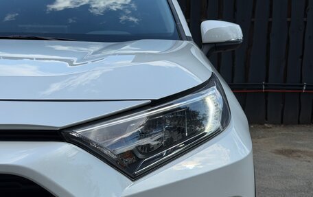 Toyota RAV4, 2021 год, 3 280 000 рублей, 11 фотография