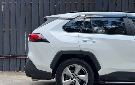 Toyota RAV4, 2021 год, 3 280 000 рублей, 16 фотография