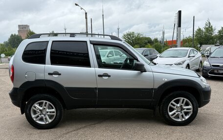 Chevrolet Niva I рестайлинг, 2018 год, 820 000 рублей, 4 фотография