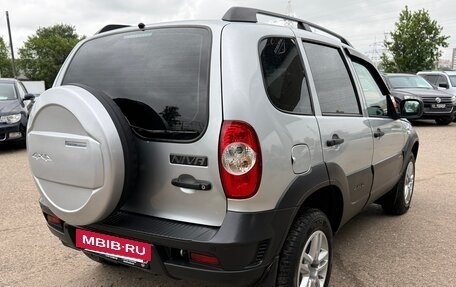Chevrolet Niva I рестайлинг, 2018 год, 820 000 рублей, 5 фотография