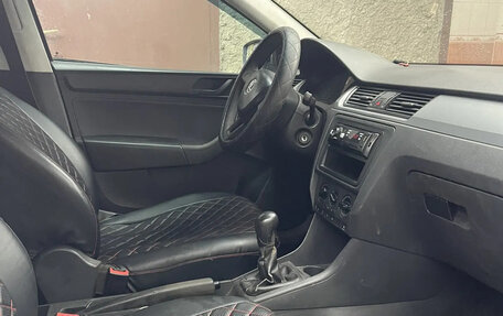 Skoda Rapid I, 2016 год, 490 000 рублей, 2 фотография