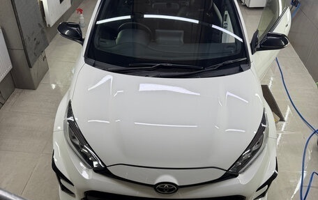 Toyota Yaris, 2021 год, 3 350 000 рублей, 11 фотография