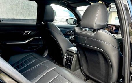 BMW 3 серия, 2024 год, 3 300 000 рублей, 9 фотография
