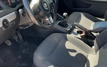 Volkswagen Jetta VI, 2013 год, 1 050 000 рублей, 6 фотография