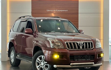 Toyota Land Cruiser Prado 120 рестайлинг, 2007 год, 2 249 900 рублей, 3 фотография