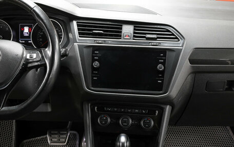 Volkswagen Tiguan II, 2019 год, 2 197 000 рублей, 15 фотография