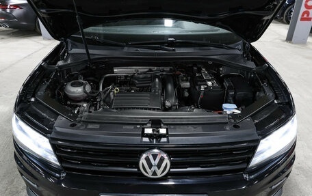 Volkswagen Tiguan II, 2019 год, 2 197 000 рублей, 10 фотография