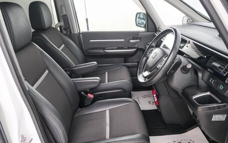 Honda Stepwgn IV, 2015 год, 1 699 000 рублей, 7 фотография