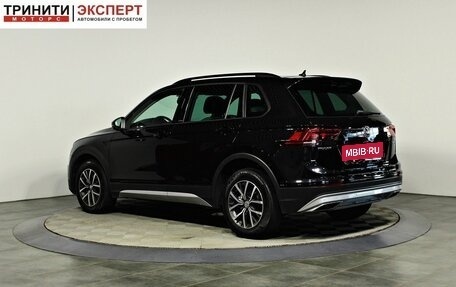 Volkswagen Tiguan II, 2019 год, 2 197 000 рублей, 7 фотография