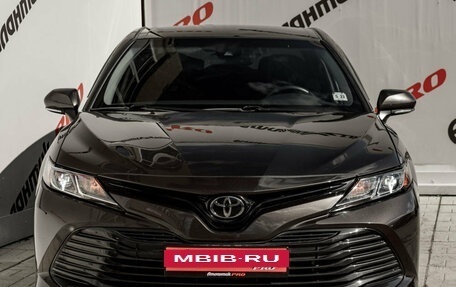 Toyota Camry, 2018 год, 2 450 000 рублей, 2 фотография