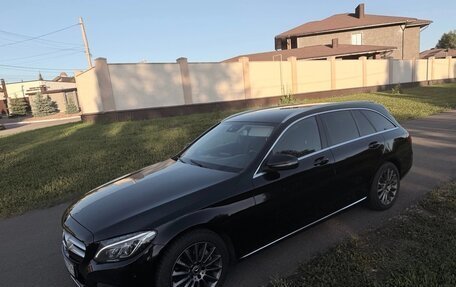 Mercedes-Benz C-Класс, 2018 год, 2 260 000 рублей, 2 фотография