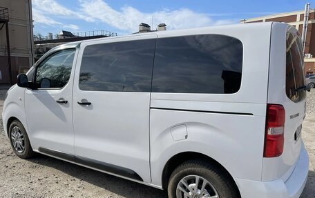 Peugeot Traveller I, 2021 год, 3 500 000 рублей, 3 фотография