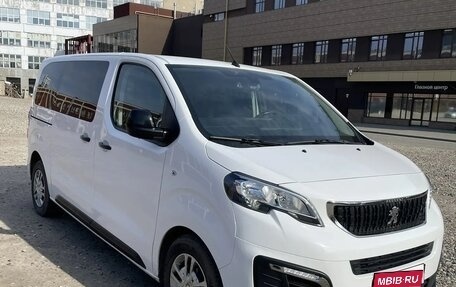 Peugeot Traveller I, 2021 год, 3 500 000 рублей, 7 фотография