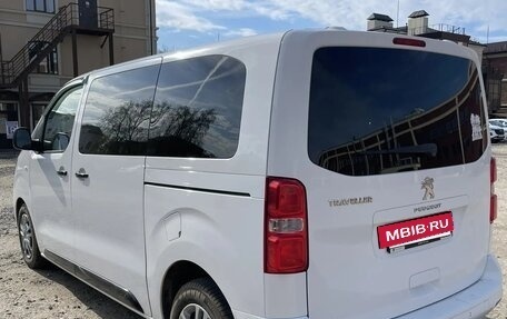 Peugeot Traveller I, 2021 год, 3 500 000 рублей, 4 фотография