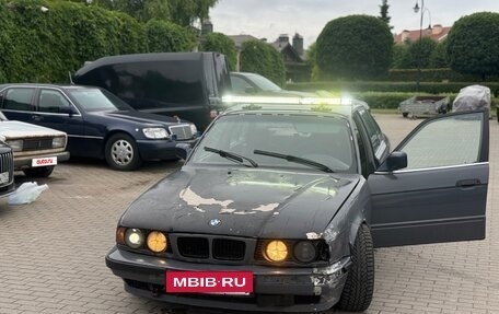 BMW 5 серия, 1989 год, 450 000 рублей, 8 фотография