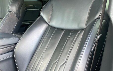 Audi A8, 2018 год, 4 259 000 рублей, 14 фотография