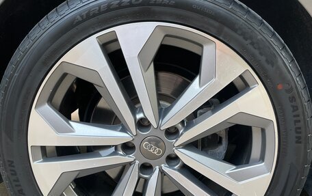 Audi A8, 2018 год, 4 259 000 рублей, 24 фотография