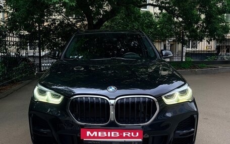 BMW X1, 2019 год, 3 100 000 рублей, 8 фотография