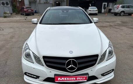 Mercedes-Benz E-Класс, 2012 год, 1 520 000 рублей, 1 фотография