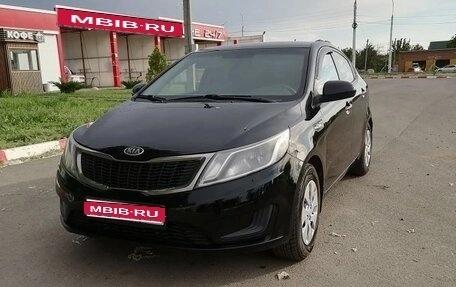 KIA Rio III рестайлинг, 2012 год, 690 000 рублей, 1 фотография