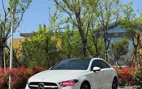 Mercedes-Benz A-Класс, 2022 год, 2 180 000 рублей, 1 фотография