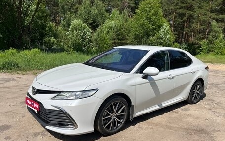 Toyota Camry, 2021 год, 2 999 999 рублей, 1 фотография
