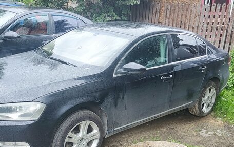 Volkswagen Passat B7, 2011 год, 900 000 рублей, 1 фотография