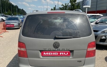 Volkswagen Touran III, 2006 год, 650 000 рублей, 6 фотография