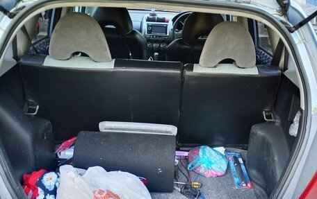 Honda Fit III, 2003 год, 400 000 рублей, 9 фотография