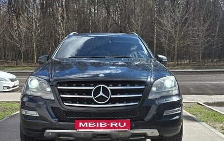 Mercedes-Benz M-Класс, 2011 год, 1 800 000 рублей, 3 фотография