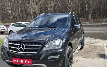 Mercedes-Benz M-Класс, 2011 год, 1 800 000 рублей, 2 фотография