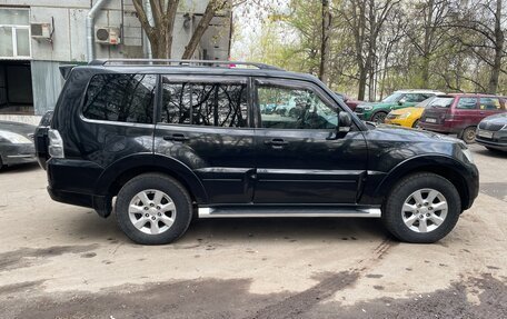 Mitsubishi Pajero IV, 2015 год, 2 620 000 рублей, 6 фотография