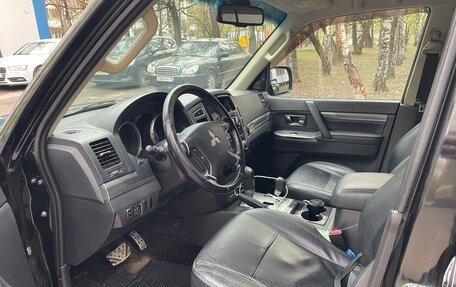 Mitsubishi Pajero IV, 2015 год, 2 620 000 рублей, 11 фотография