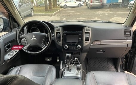 Mitsubishi Pajero IV, 2015 год, 2 620 000 рублей, 9 фотография