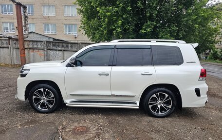 Toyota Land Cruiser 200, 2021 год, 10 500 000 рублей, 3 фотография