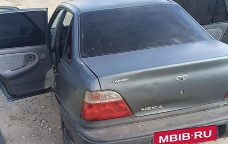 Daewoo Nexia I рестайлинг, 1997 год, 75 000 рублей, 11 фотография