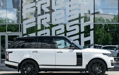 Land Rover Range Rover IV рестайлинг, 2021 год, 11 850 000 рублей, 5 фотография