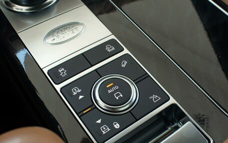 Land Rover Range Rover IV рестайлинг, 2021 год, 11 850 000 рублей, 23 фотография
