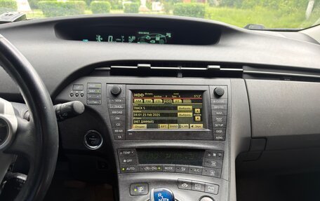 Toyota Prius, 2010 год, 1 380 000 рублей, 6 фотография