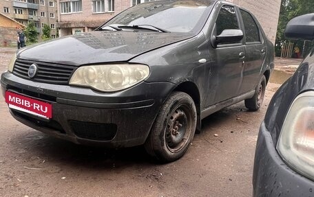 Fiat Albea I рестайлинг, 2007 год, 100 000 рублей, 2 фотография