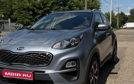 KIA Sportage IV рестайлинг, 2021 год, 2 390 000 рублей, 8 фотография