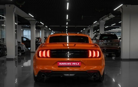 Ford Mustang VI рестайлинг, 2020 год, 4 250 000 рублей, 6 фотография