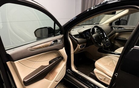 Lincoln MKC I, 2018 год, 2 450 000 рублей, 11 фотография