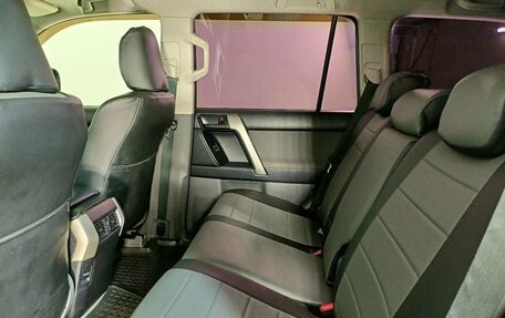 Toyota Land Cruiser Prado 150 рестайлинг 2, 2012 год, 2 625 000 рублей, 16 фотография