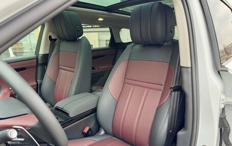 Land Rover Range Rover Evoque II, 2025 год, 6 200 000 рублей, 16 фотография