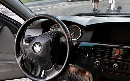 BMW 5 серия, 2004 год, 795 000 рублей, 11 фотография