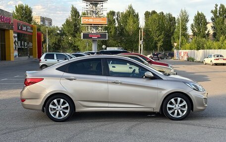 Hyundai Solaris II рестайлинг, 2011 год, 1 000 000 рублей, 7 фотография