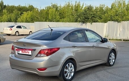 Hyundai Solaris II рестайлинг, 2011 год, 1 000 000 рублей, 6 фотография