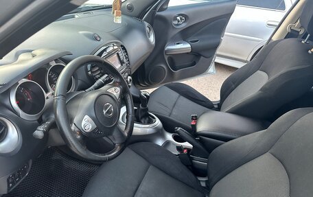 Nissan Juke II, 2011 год, 930 000 рублей, 10 фотография