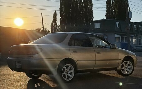 Toyota Carina, 1994 год, 260 000 рублей, 3 фотография